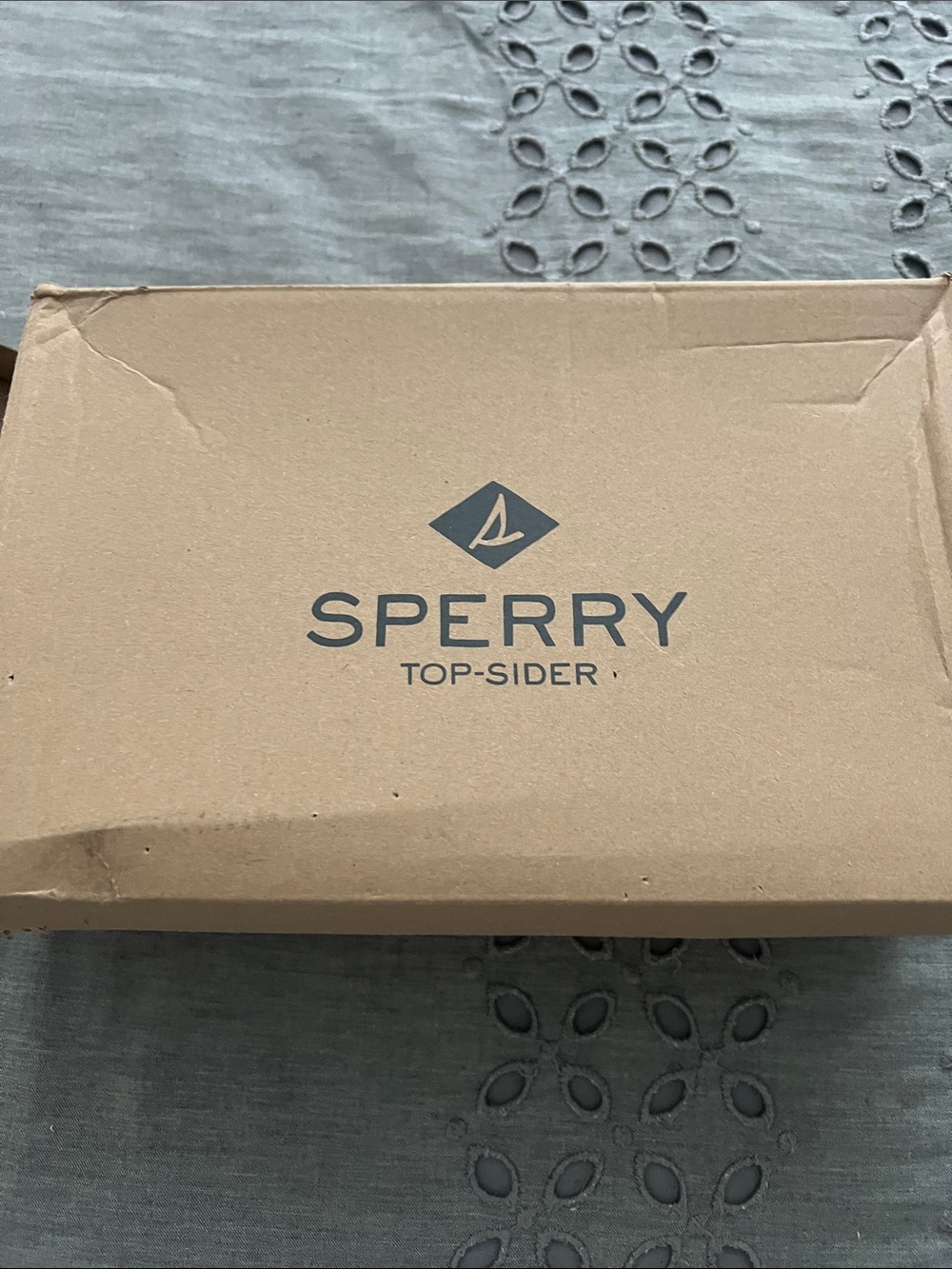 Sperry Tan Shoe Box with Navy Logo